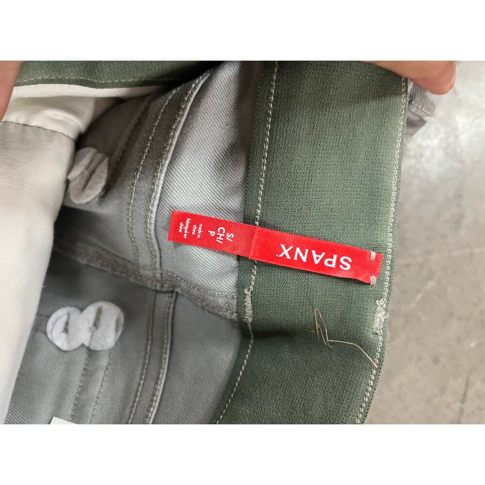 SPANX - Cropped Twill Cargo Pants / Army Fatigue / S / NWT - Picture 8 of 9